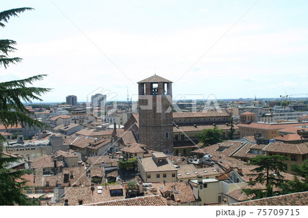 ウーディネ ウーディネ 75709715