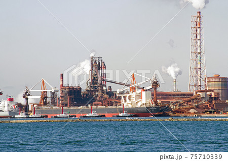 北九州の製鉄所の景色 北九州の製鉄所の景色 75710339
