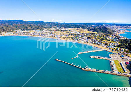 房総半島の原岡海水浴場と富浦新港 千葉県南房総市 の写真素材