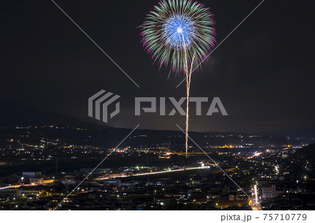 【長野県】市田灯ろう流し大煙火大会 75710779