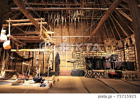 アイヌの住居「チセ」 アイヌの住居「チセ」 75715925