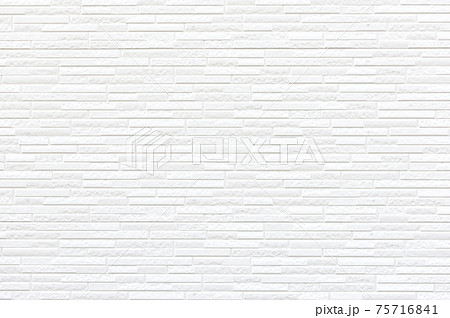 白い壁の背景素材 75716841