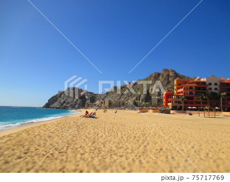 メキシコ　カボサンルーカス　ジオラマ風 75717769