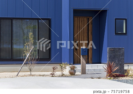 住宅パーツ　玄関アプローチ　外構　エクステリア 75719758