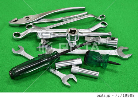 機械整備用の工具 機械整備用の工具 75719988