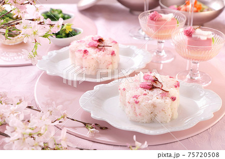 さくら型さくらご飯 おうちでお花見 さくら型さくらご飯 おうちでお花見 75720508