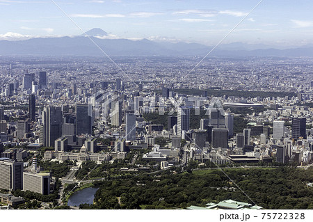 国会議事堂上空から富士山方向を空撮 国会議事堂上空から富士山方向を空撮 75722328