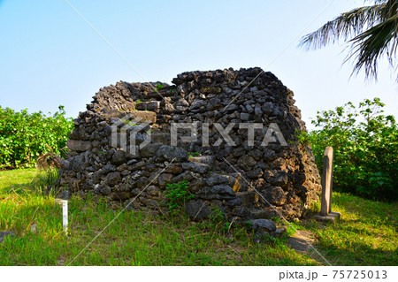 遠見台 火番盛 鳩間島 遠見台 火番盛 鳩間島 75725013