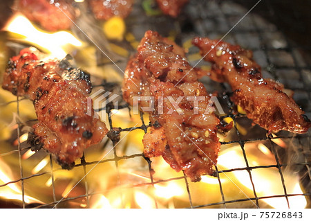 黒毛和牛焼肉（中落ちカルビ） 75726843
