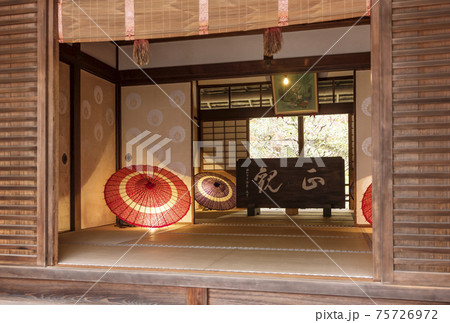 立願山楊谷寺　京都の紅葉の名所　京都観光スポット 75726972