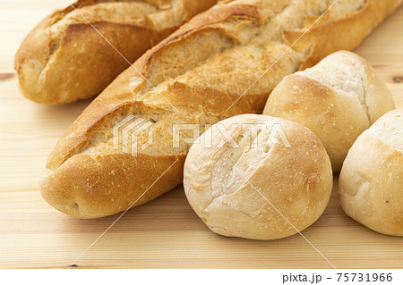 フランスパン 75731966