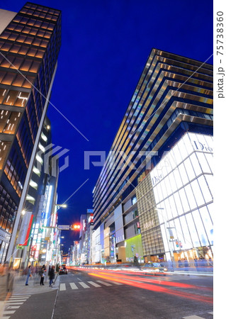 【東京都】GINZA SIXの夜景 75738360