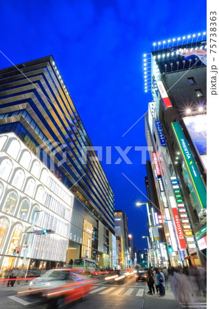 【東京都】GINZA SIXの夜景 75738363