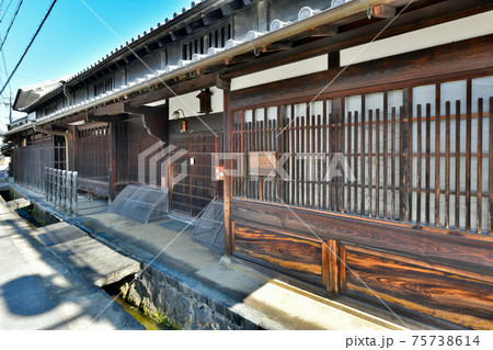 奈良　重伝建　大宇陀の町並み 75738614