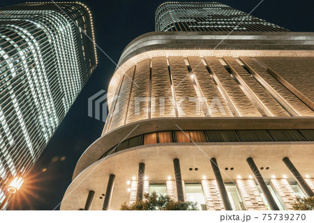大阪中心街　中之島フェスティバルタワー　夜景 75739270