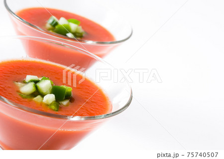 Traditional Spanish gazpacho soup 75740507