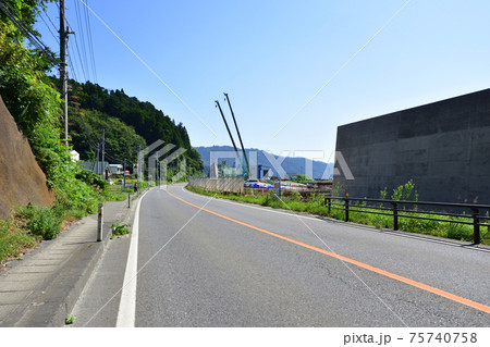 岩手県の重茂半島線、魹ヶ崎の風景 75740758
