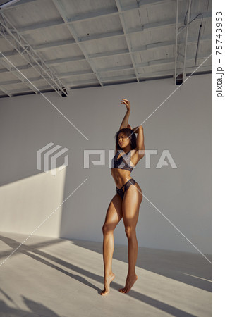 Hot brunette in black sexy lingerie, perfect body 75743953