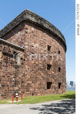 Castle Williams: An Early 19th Century American Fort on Governors Island 75747250