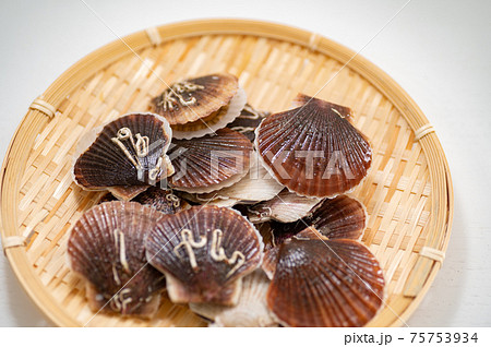 味噌汁によく合う帆立稚貝 75753934