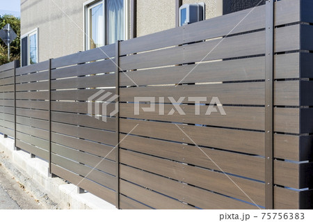 建物パーツ　目隠しフェンス 75756383