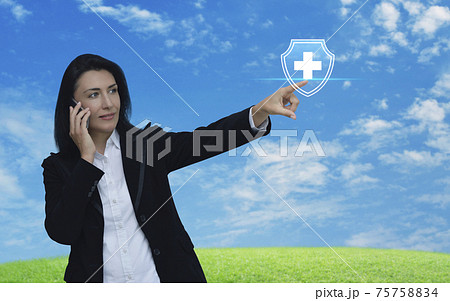 Business healthy and medical care insurance online concept 75758834