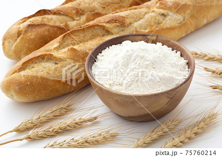 小麦粉　パン 75760214