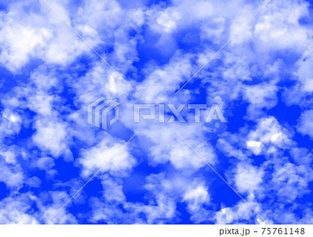 雲背景(青空と雲) 雲背景(青空と雲) 75761148