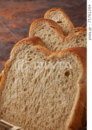 全粒粉食パン 75761204