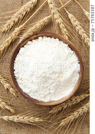 小麦粉 小麦粉 75763387