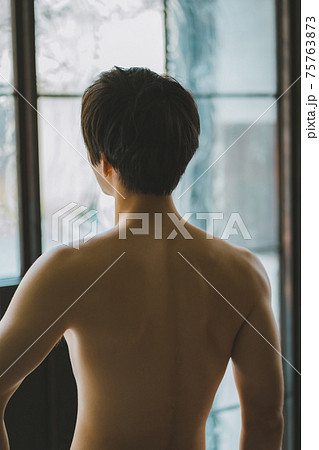 メンズビューティー 75763873