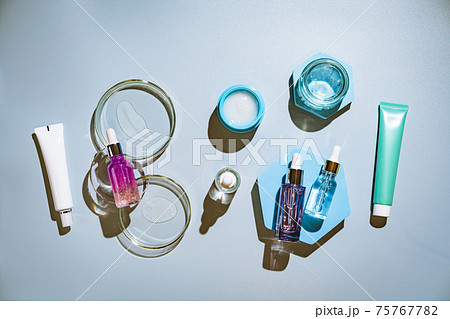 Bottles with serum or oil Bottles with serum or oil 75767782
