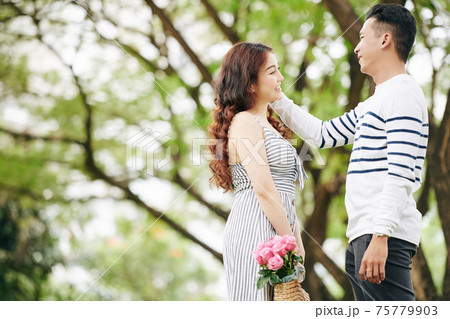 Tender love concept 75779903