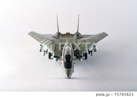 プラモデル タミヤ 1/48 グラマン F-14A トムキャット 白背景12 75785823