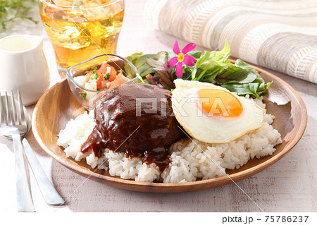 ロコモコプレート　ドリンクセット 75786237