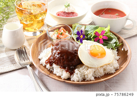 ロコモコプレート　ドリンク　スープ　デザート　セット 75786249