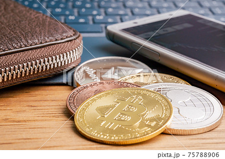 仮想通貨のイメージ 仮想通貨のイメージ 75788906