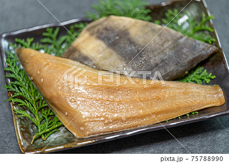 縞ほっけの干物(黒みりん) 縞ほっけの干物(黒みりん) 75788990