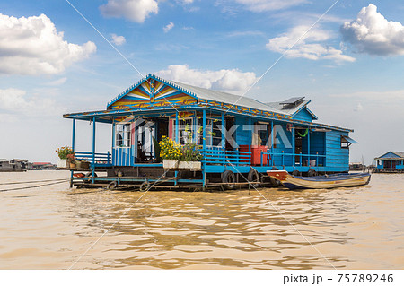 Floating village in Cambodia Floating village in Cambodia 75789246
