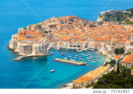 Aerial view of old city Dubrovnik Aerial view of old city Dubrovnik 75792997