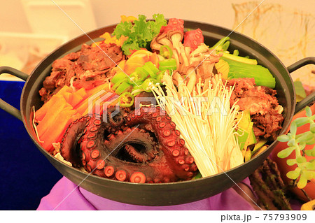 食べ物 フード 飲食物 75793909