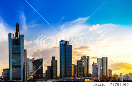 Aerial view of Frankfurt 75795460