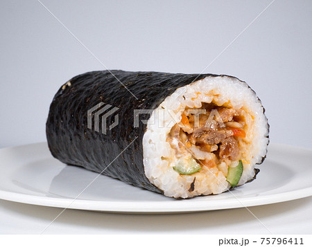 牛焼肉巻き 牛焼肉巻き 75796411