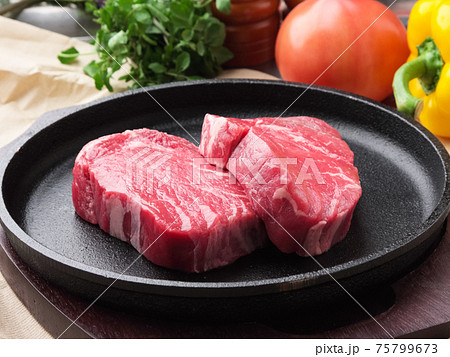ヒレ肉 ヒレ肉 75799673