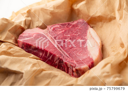 Tボーンステーキ Tボーンステーキ 75799679