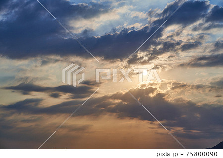 空 雲 太陽 空 雲 太陽 75800090