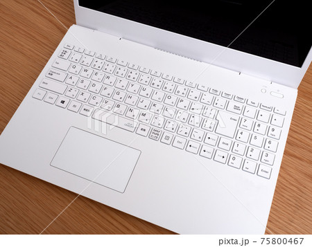 ノートパソコンのキーボード ノートパソコンのキーボード 75800467