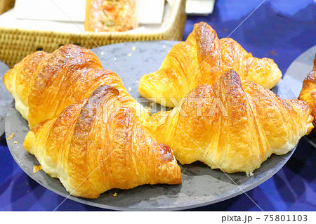 食べ物 フード 飲食物 75801103