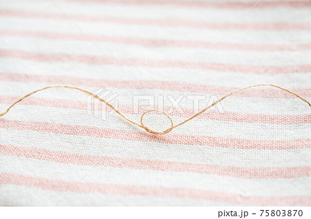 麻ひも　結び目 75803870