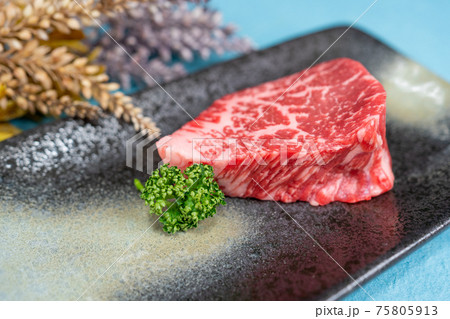 ステーキ 75805913
